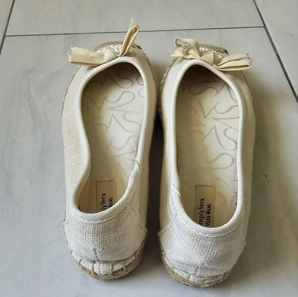 Simply Vera Wang Women's shoes size 6